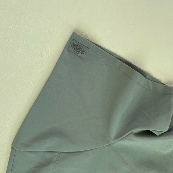 Dickies EDS Essentials Gray Scrub Set Size M Stretch Medical Uniform Top & Pants - Picture 11 of 16